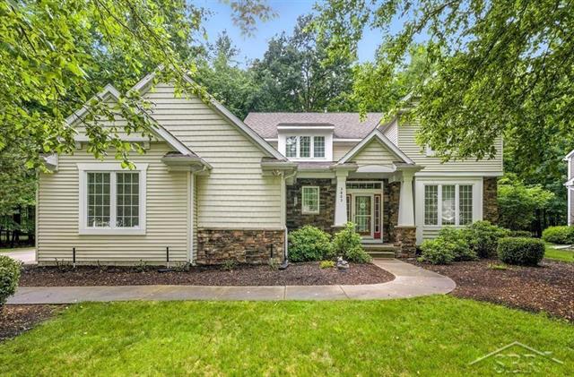 front view picture of 3803 Aspen Way, Midland, MI. 48642