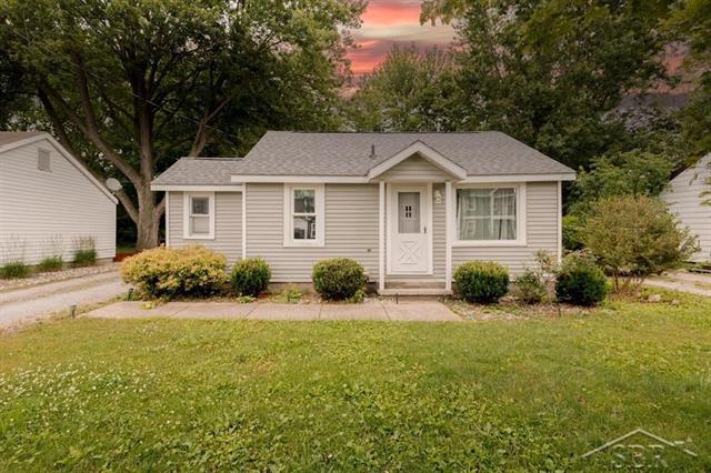 front view picture of 1312 Bayliss Street, Midland, MI. 48640