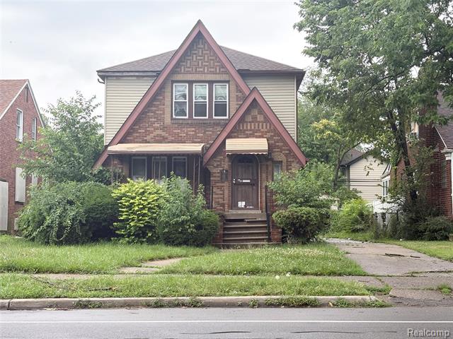 front view picture of 14892 Hubbell Street, Detroit, MI. 48227