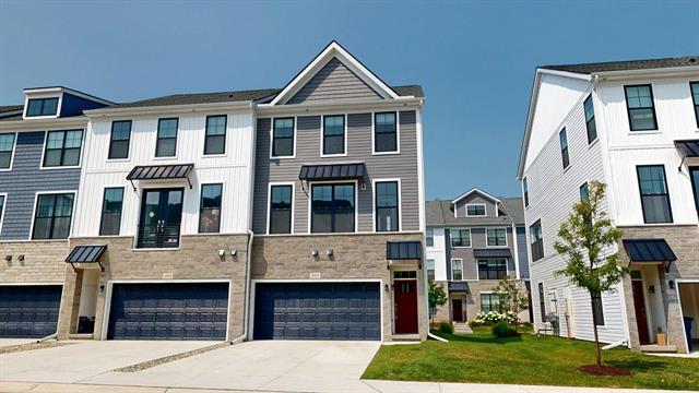 front view picture of 2921 Corston Road, Ann Arbor, MI. 48105