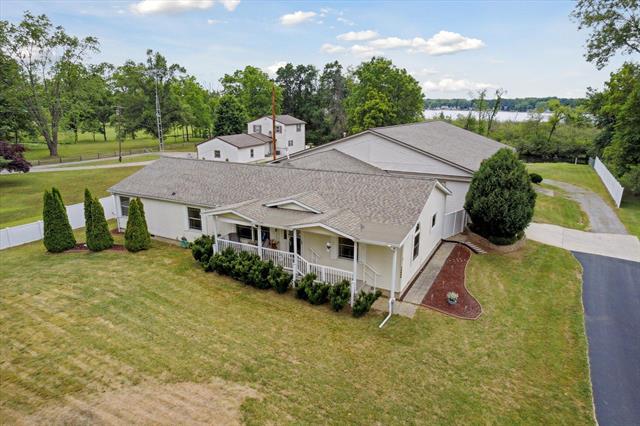 front view picture of 10224 Rexford Road, Grass Lake, MI. 49240