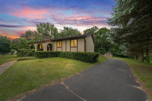front view picture of 319 Holmes Road, Ypsilanti, MI. 48198
