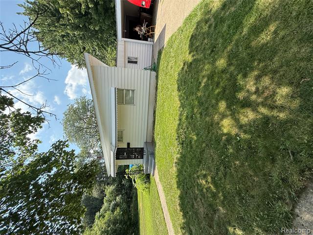 front view picture of 1940 Tebo Street, Flint, MI. 48503
