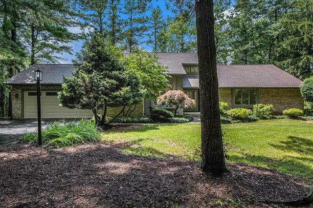 front view picture of 3961 N Michael Road, Ann Arbor, MI. 48103
