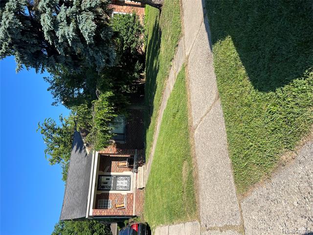 front view picture of 16771 Forrer Street, Detroit, MI. 48235