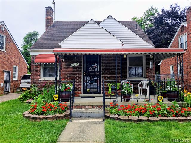 front view picture of 15059 Vaughan Street, Detroit, MI. 48223