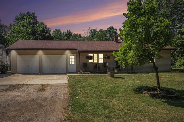front view picture of 12065 60Th Avenue, Allendale, MI. 49401