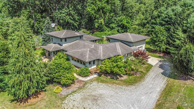 front view picture of 14326 Mckinley Road, Chelsea, MI. 48118