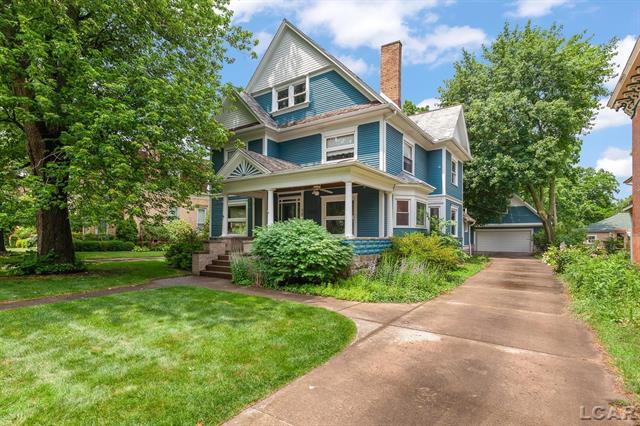 front view picture of 305 W Chicago Boulevard, Tecumseh, MI. 49286