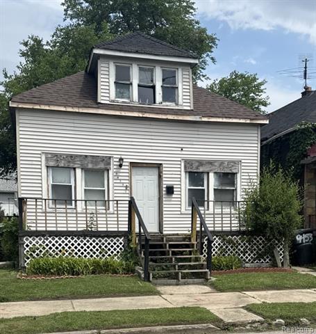 front view picture of 9453 Edgewood Street, Detroit, MI. 48213