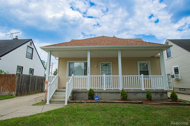 front view picture of 7548 Beaverland, Redford, MI. 48239