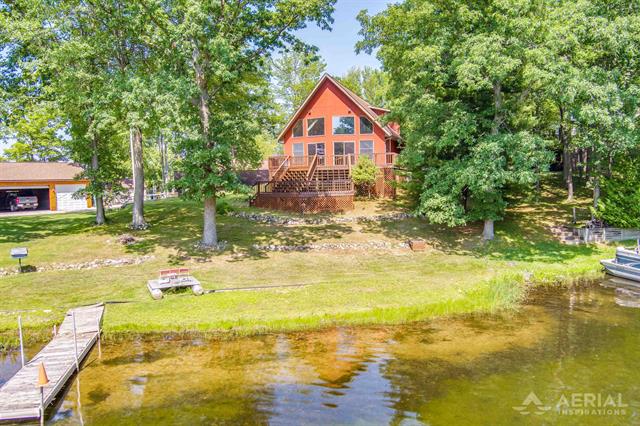 front view picture of 1995 Indianwood Trail, West Branch, MI. 48661