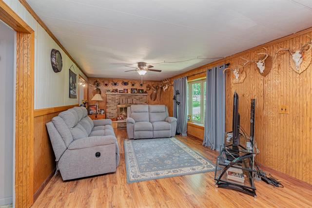 front view picture of 4141 Mockingbird Circle, Farwell, MI. 48622