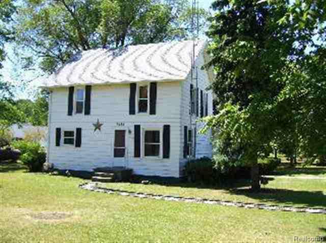 front view picture of 9449 Turk Road, Ottawa Lake, MI. 49267