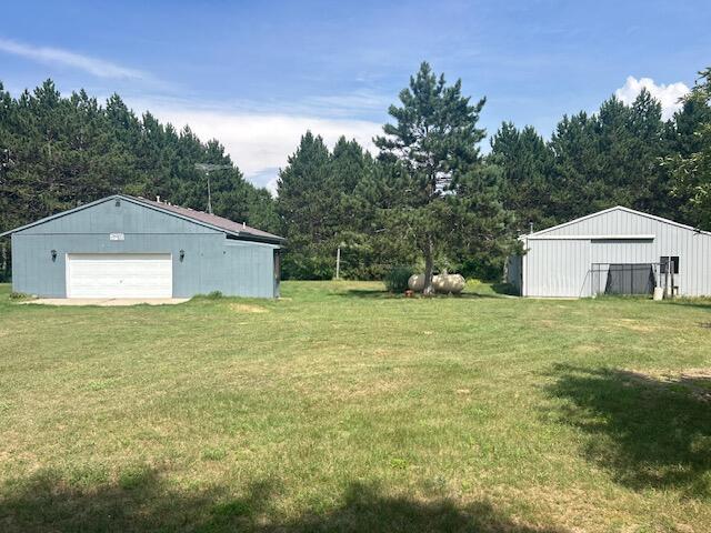 front view picture of 21900 50Th Avenue, Barryton, MI. 49305