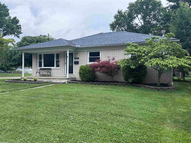 front view picture of 22315 Lanse Street, Saint Clair Shores, MI. 48081