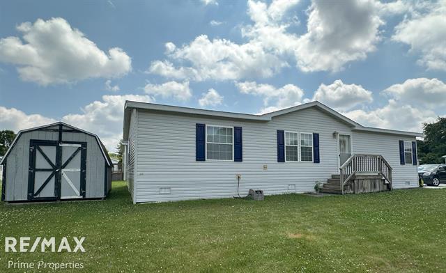 front view picture of 2078 Aspen South Lane, Clio, MI. 48420