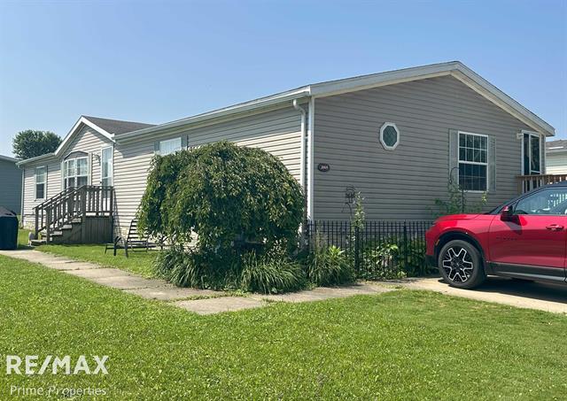 front view picture of 2069 Hickory Lane, Clio, MI. 48420