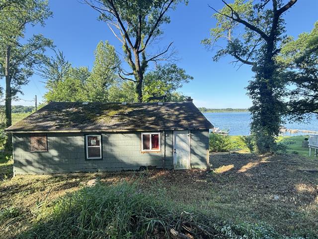 front view picture of 925 Shepherd Lane, Coldwater, MI. 49036