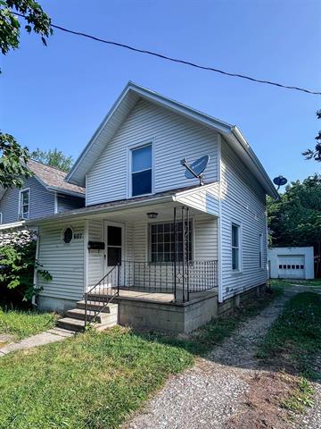 front view picture of 607 E Mount Hope Avenue, Lansing, MI. 48910