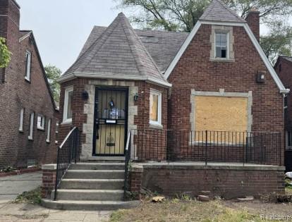 front view picture of 17146 Appoline Street, Detroit, MI. 48235