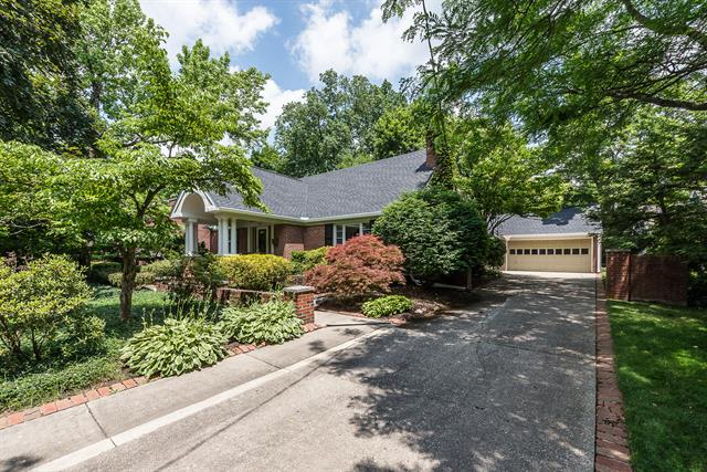 front view picture of 1925 Norway Road, Ann Arbor, MI. 48104