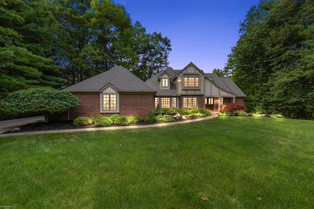 front view picture of 71886 E Pond Creek Drive, Romeo, MI. 48065
