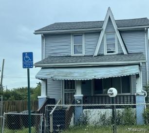 front view picture of 17892 Mitchell Street, Hamtramck, MI. 48212