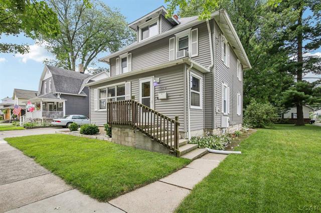 front view picture of 412 Giles Street, Blissfield, MI. 49228