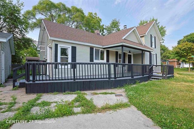 front view picture of 1109 Lewis Street, Bay City, MI. 48706