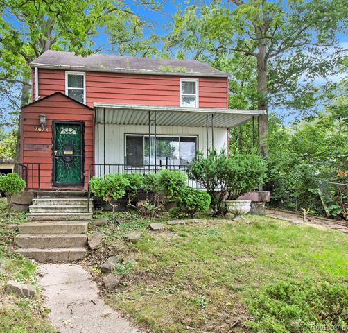 front view picture of 1612 Euclid Avenue, Flint, MI. 48503