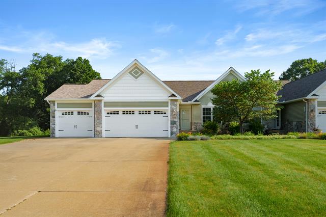 front view picture of 3229 Nighthawk Lane, Battle Creek, MI. 49015