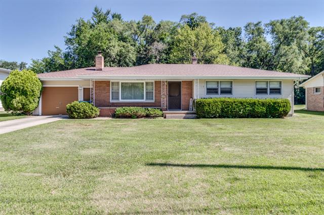 front view picture of 925 Meadow Drive, Battle Creek, MI. 49015
