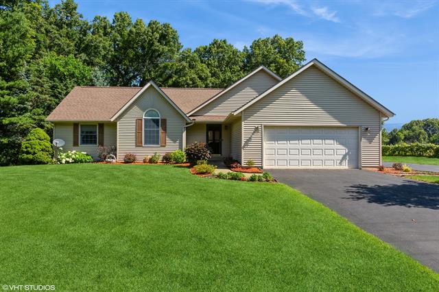 front view picture of 4175 Schmuhl Road, Coloma, MI. 49038