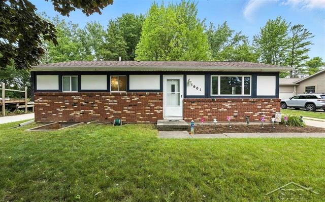 front view picture of 3601 Henry Street, Midland, MI. 48642