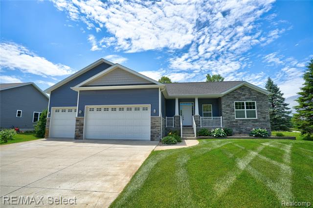 front view picture of 13006 Lia Court, Linden, MI. 48451