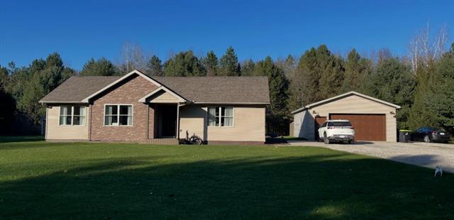 front view picture of 3842 W Battle Road, Farwell, MI. 48622