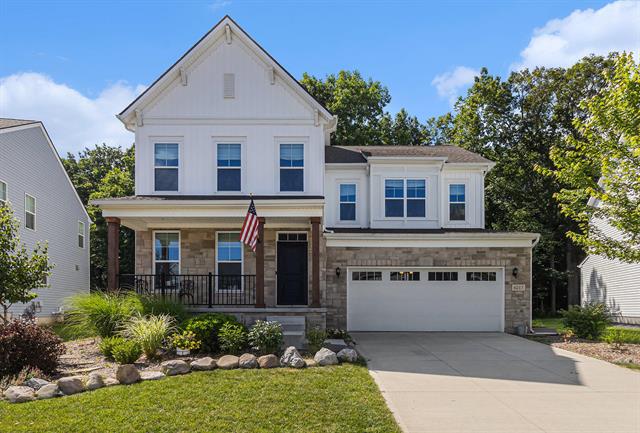 front view picture of 6217 S Trailwoods Drive, Ann Arbor, MI. 48103