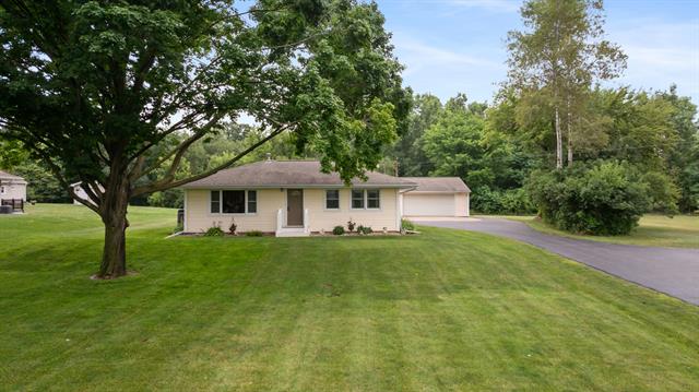 front view picture of 2230 Oleary Road, Jackson, MI. 49201