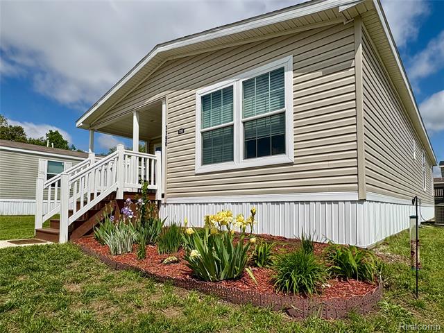 front view picture of 1190 Primrose Court, Albion, MI. 49224