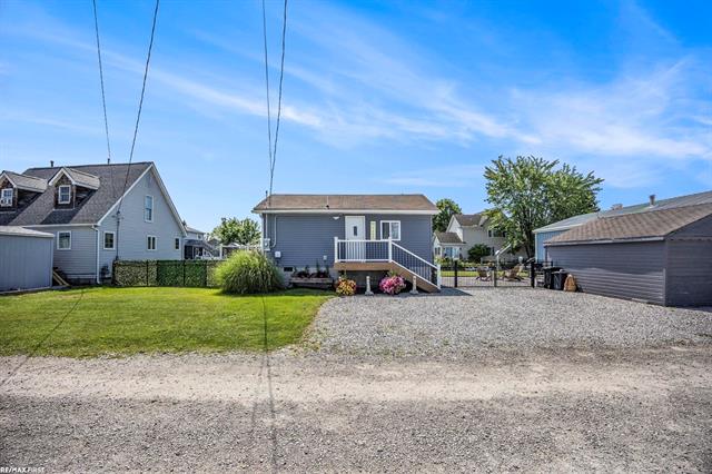 front view picture of 7133 Mcdonald Street, Harsens Island, MI. 48028