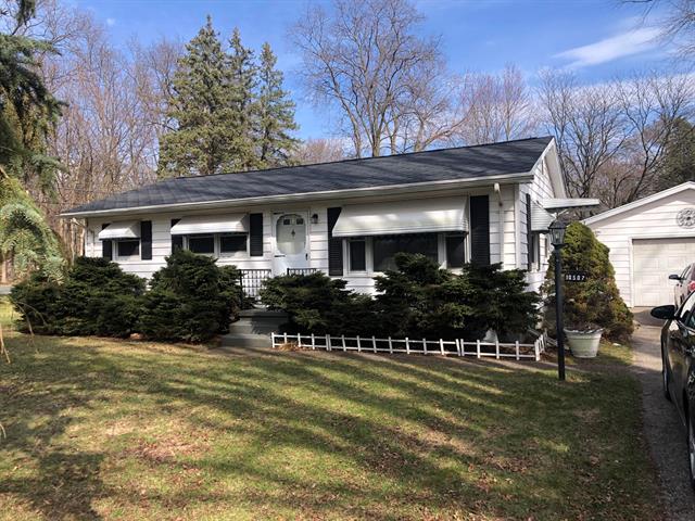 front view picture of 10507 Wetherfield Drive W, Portage, MI. 49002