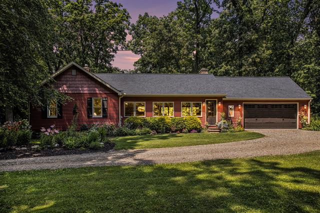 front view picture of 14814 Stone Jug Road, Battle Creek, MI. 49015