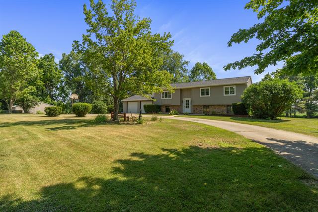 front view picture of 1021 Craft Road, Grass Lake, MI. 49240