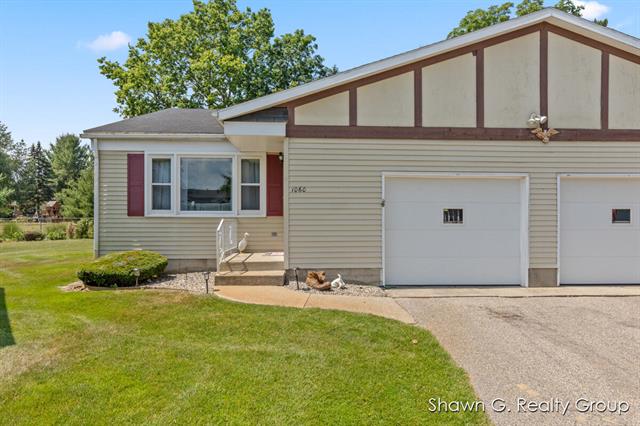 front view picture of 1060 Village Lane, Jenison, MI. 49428