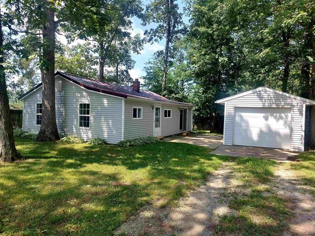 front view picture of 5900 Lyons Highway, Adrian, MI. 49221