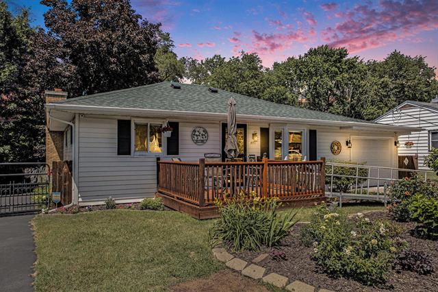 front view picture of 170 Creekview Drive, Battle Creek, MI. 49037
