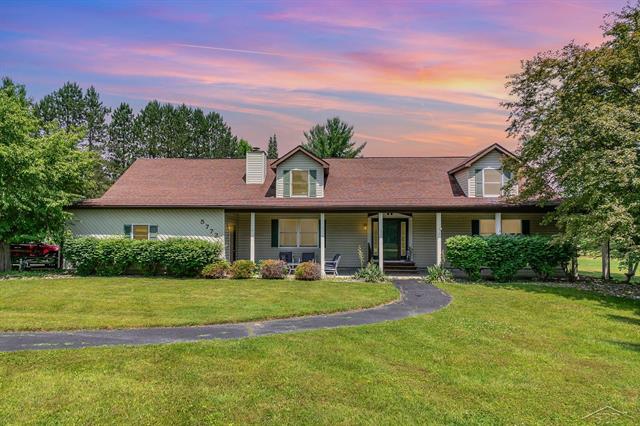 front view picture of 5772 Greensboro Way, Gladwin, MI. 48624