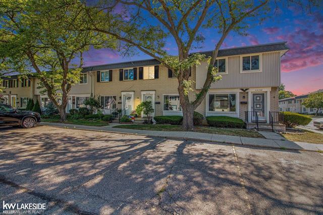 front view picture of 28306 Universal Drive, Warren, MI. 48092