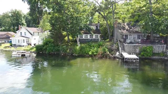 front view picture of 6523 Knox Drive, Brighton, MI. 48116